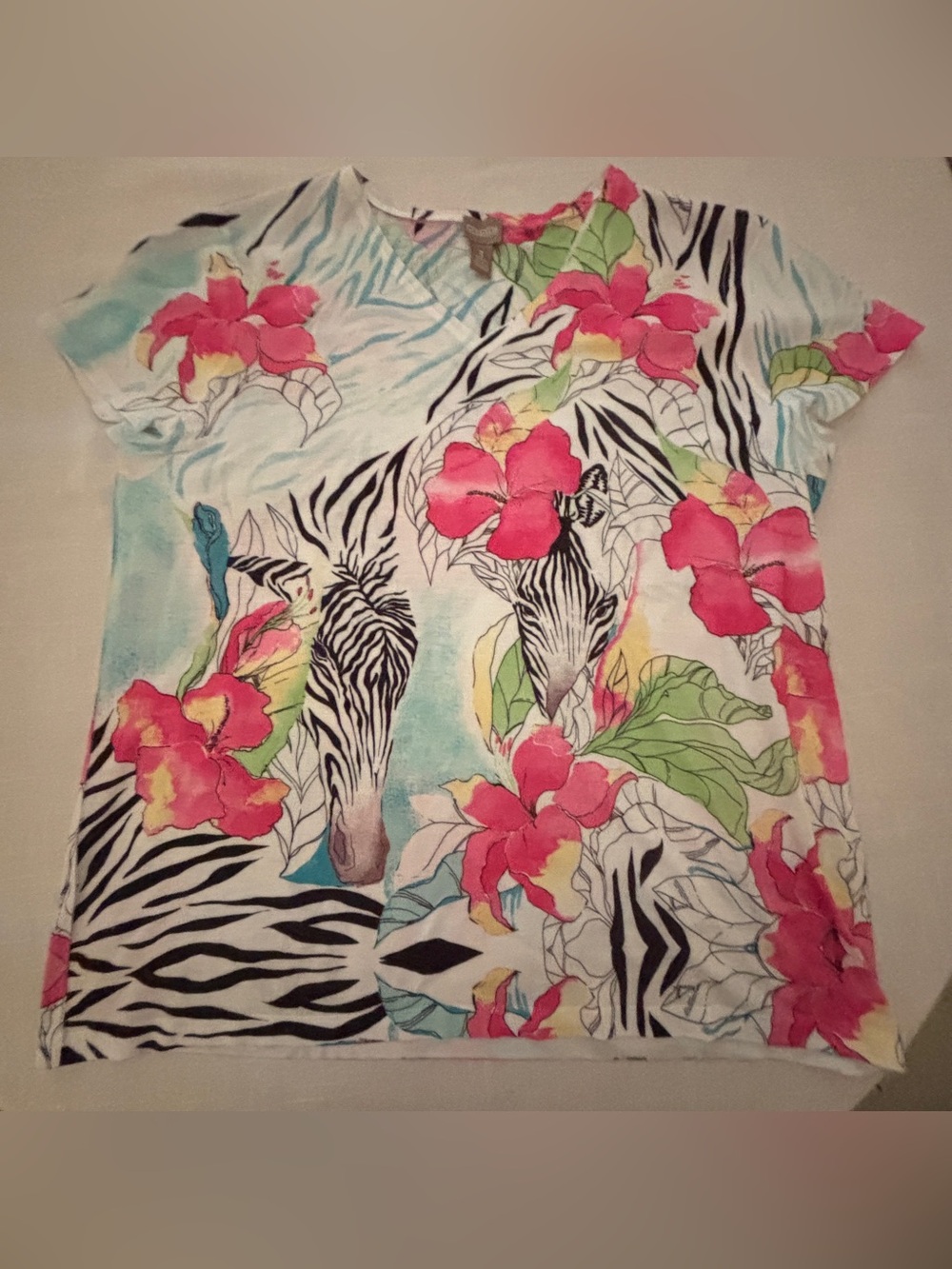 Chico’s Floral Zebra Print V-Neck Top in Mint, Pink & Blacks ~ Chico’s Size 3